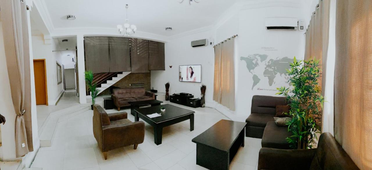 Taverna Lounge & Boutique Hotel Порт Харкорт Екстериор снимка
