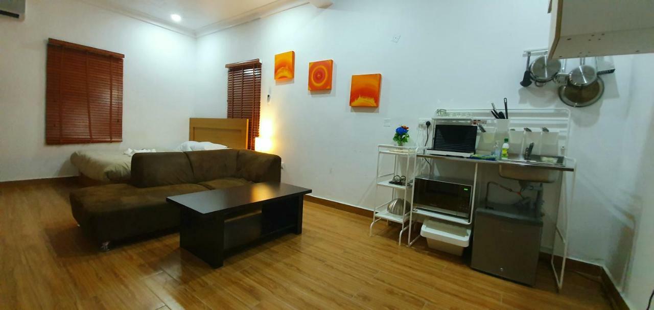 Taverna Lounge & Boutique Hotel Порт Харкорт Екстериор снимка